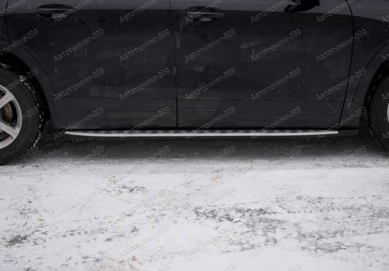   Mercedes GLB (X 247) (12)  -999